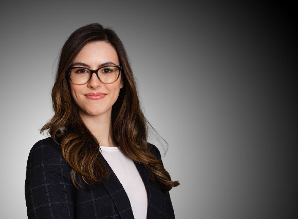 Alysha Zorde - Deeley Fabbri Sellen LLP - Lawyers Winnipeg, Manitoba